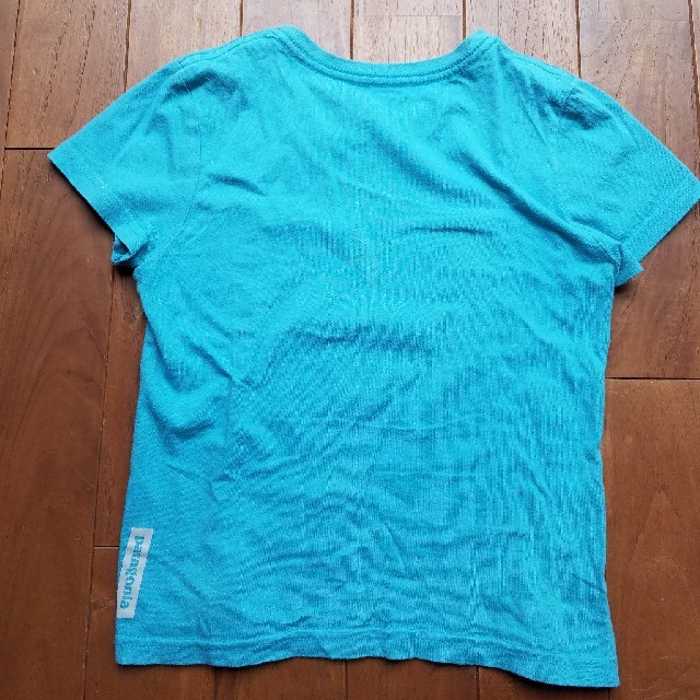 patagonia(パタゴニア)のパタゴニアキッズ　XS　Tシャツ キッズ/ベビー/マタニティのキッズ服男の子用(90cm~)(Tシャツ/カットソー)の商品写真