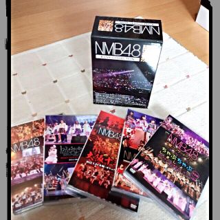 エヌエムビーフォーティーエイト(NMB48)のNMB48 LIVECOLLECTION(ミュージック)