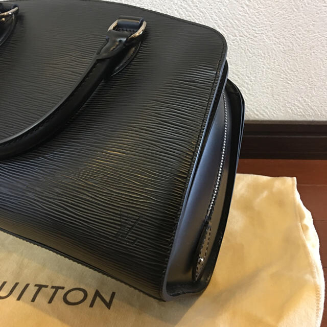 LOUIS VUITTON ポンヌフPM ハンドバッグ エピ ノワール