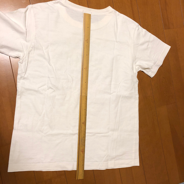 Levi's(リーバイス)のLevi's  白Ｔシャツ  レディースＬサイズ レディースのトップス(Tシャツ(半袖/袖なし))の商品写真