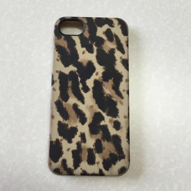 J.Crew(ジェイクルー)のJ.CREW iPhone5ケース スマホ/家電/カメラのスマホアクセサリー(モバイルケース/カバー)の商品写真