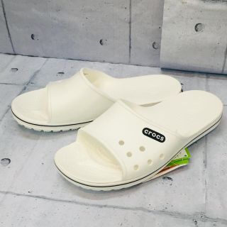 クロックス(crocs)の新品 クロックス 25.0cm サンダル 白 タグ付き(サンダル)