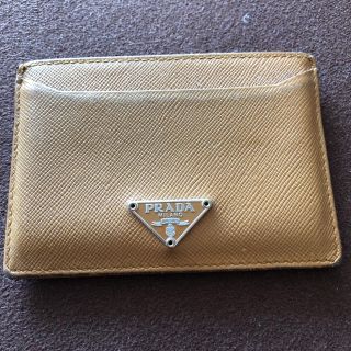 プラダ(PRADA)のPRADA ブラウンパスケース(名刺入れ/定期入れ)