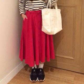 スタディオクリップ(STUDIO CLIP)の赤 スカート(ひざ丈スカート)