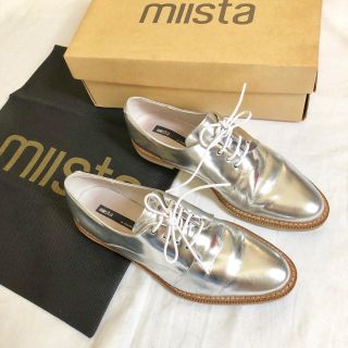 ビューティアンドユースユナイテッドアローズ(BEAUTY&YOUTH UNITED ARROWS)のmiista メタリックレースアップシューズシルバー(ローファー/革靴)