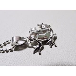 仁尾彫金『プラチナ雨蛙ペンダント』ハンドメイド159b(ネックレス)