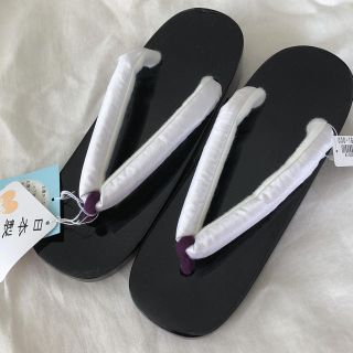 新品 黒塗下駄 浴衣下駄 白鼻緒(下駄/草履)