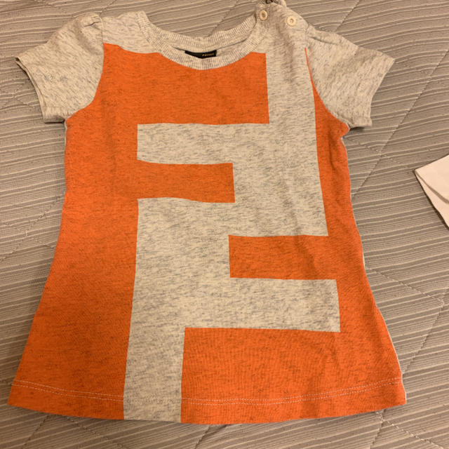 FENDI(フェンディ)のFENDI Tシャツ キッズ/ベビー/マタニティのベビー服(~85cm)(Ｔシャツ)の商品写真