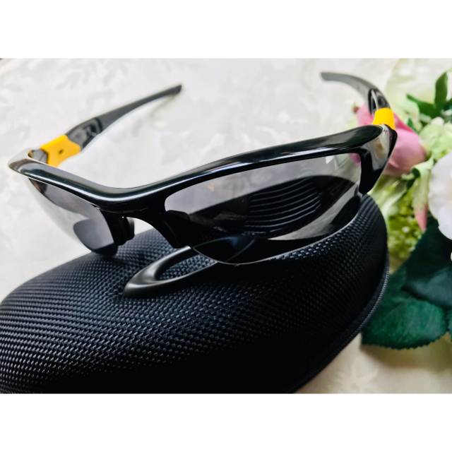 OAKLEY オークリースポーツ用 サングラス (新品未使用)