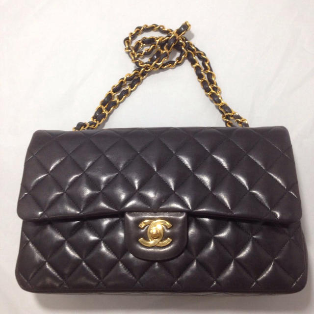 最低価格の CHANEL - CHANELmatelassébag ショルダーバッグ 最低価格の CHANEL - CHANELmatelassébag ショルダーバッグ