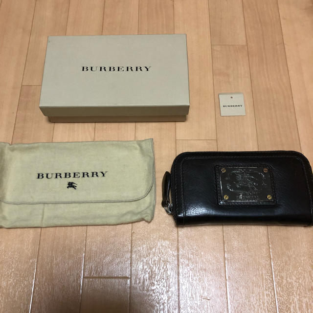 BURBERRY(バーバリー)のバーバリー ブラウン ラウンド 長財布 メタルプレート メンズ メンズのファッション小物(長財布)の商品写真