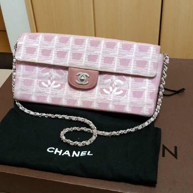 ショルダーバッグ｢専用｣　CHANEL｢ニュートラベルライン｣チェーンショルダーバッグ