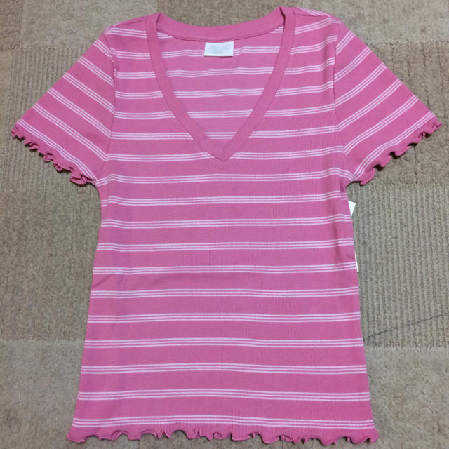 新品 レディース VネックＴシャツ ピンク ボーダー Sサイズインポート限定1 レディースのトップス(Tシャツ(半袖/袖なし))の商品写真