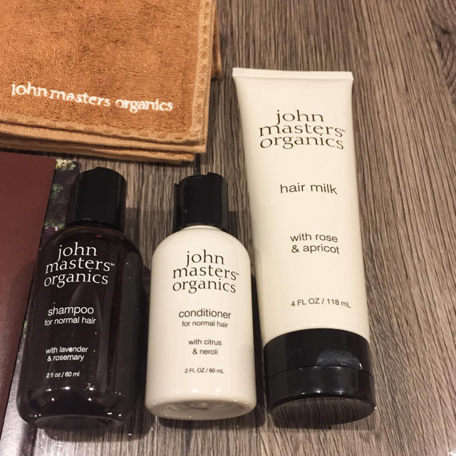 John Masters Organics(ジョンマスターオーガニック)の新品未使用 ジョンマスターオーガニック ヘアケアセット コスメ/美容のヘアケア/スタイリング(ヘアケア)の商品写真