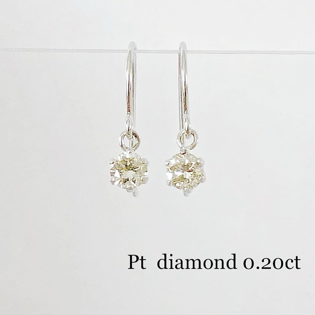 人気商品、入荷しました！Pt  天然 ダイヤ 0.30ct ピアス