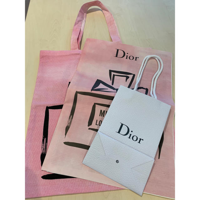 Dior(ディオール)の最安値👏Dior展覧会 限定トートバック 🎀 レディースのバッグ(トートバッグ)の商品写真