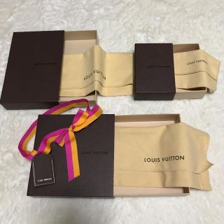 ルイヴィトン(LOUIS VUITTON)のルイヴィトン 空箱 3箱 しおり付き♡(ショップ袋)