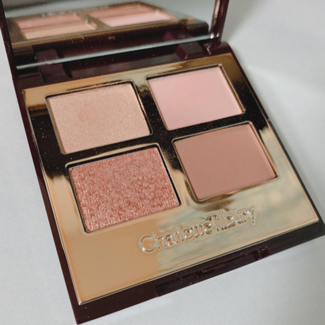 TOM FORD(トムフォード)の【専用】Charlotte Tilbury pillow talk コスメ/美容のベースメイク/化粧品(アイシャドウ)の商品写真