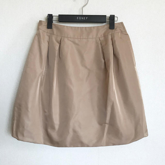 FOXEY(フォクシー)のFOXEY✨２フェイススカート40 レディースのスカート(ひざ丈スカート)の商品写真