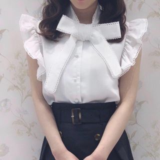 エブリン(evelyn)のアンミール   エブリン トップス 白(シャツ/ブラウス(半袖/袖なし))