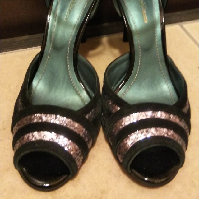 Pinky&Dianne(ピンキーアンドダイアン)のPinky&Dianne サンダル♡ ベロア素材スパンコール レディースの靴/シューズ(サンダル)の商品写真
