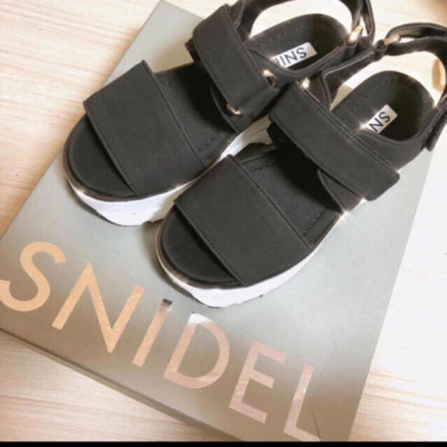 SNIDEL(スナイデル)のSNIDEL 2019 スニーカー ソール サンダル レディースの靴/シューズ(サンダル)の商品写真