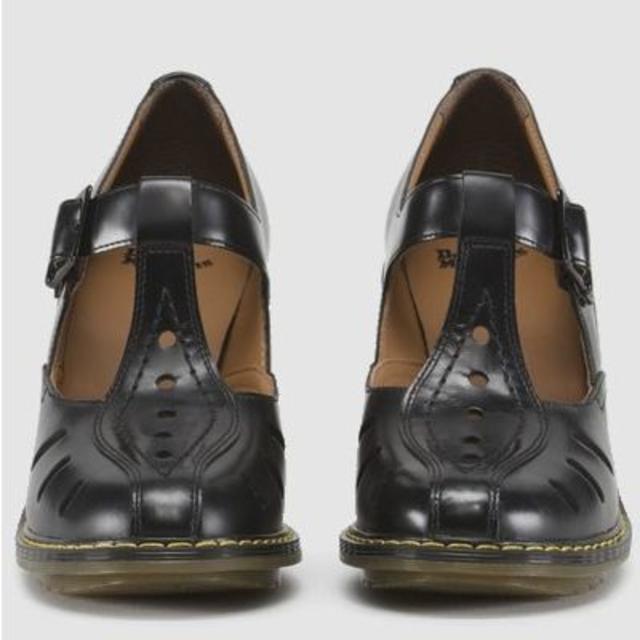 Dr.Martens(ドクターマーチン)の【専用】Dr.Martens ARIANNA UK5 厚底 メリージェーン レディースの靴/シューズ(ハイヒール/パンプス)の商品写真