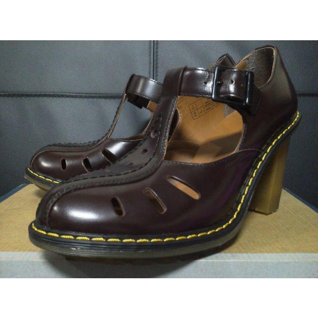 Dr.Martens(ドクターマーチン)の【専用】Dr.Martens ARIANNA UK5 厚底 メリージェーン レディースの靴/シューズ(ハイヒール/パンプス)の商品写真