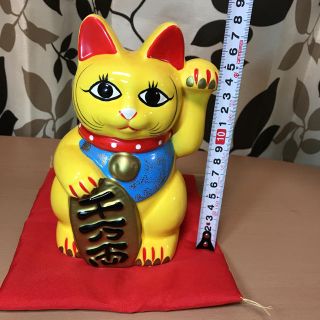 運気アップ‼️招き猫 置物 陶器製(置物)