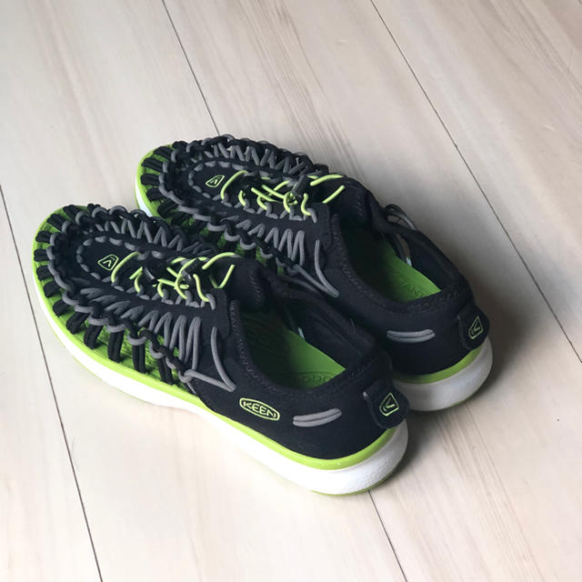 ☆新品 KEEN キーン サンダル 24.5cm スニーカー レディース お揃い 1