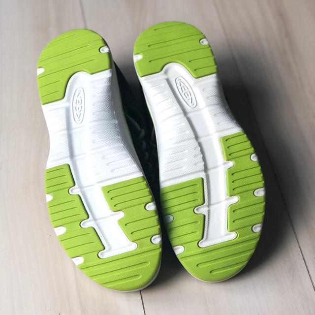 ☆新品 KEEN キーン サンダル 24.5cm スニーカー レディース お揃い 3