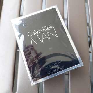 カルバンクライン(Calvin Klein)のCALVIN KLEIN MAN EDT 50ml(香水(男性用))