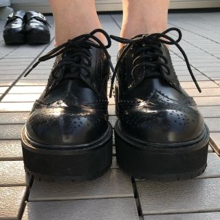 ザラ(ZARA)のZARA 厚底ウィングチップシューズ(ローファー/革靴)