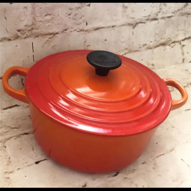 LE CREUSET(ルクルーゼ)のルクルーゼ ル・クルーゼ 鍋 インテリア/住まい/日用品のキッチン/食器(鍋/フライパン)の商品写真