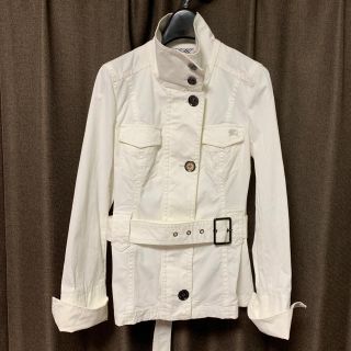 バーバリーブルーレーベル(BURBERRY BLUE LABEL)のバーバリーブルーレーベルBURBERRY値下人気ブランドロゴ入半額以下ジャケット(Gジャン/デニムジャケット)