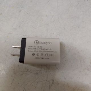 Quick Charge 3.0（QC3.0）充電器(バッテリー/充電器)