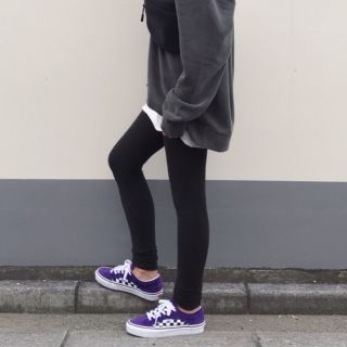 ヴァンズ(VANS)のVANS  OLD SKOOL  パープル×チェック  24(スニーカー)