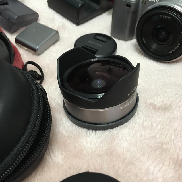 SONY(ソニー)のSONY NEX-5 セット スマホ/家電/カメラのカメラ(ミラーレス一眼)の商品写真