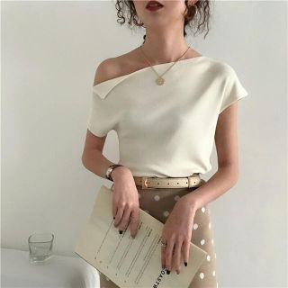 ザラ(ZARA)のオフショル トップス(カットソー(半袖/袖なし))