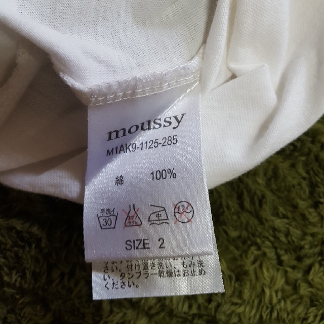 moussy(マウジー)のMOUSSY　プリントTシャツ レディースのトップス(Tシャツ(半袖/袖なし))の商品写真