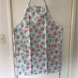 キャスキッドソン(Cath Kidston)の【新品•未使用】Cath Kidston  キャスキッドソン エプロン(収納/キッチン雑貨)