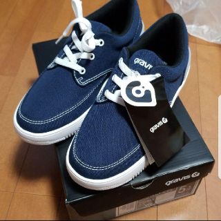 グラビス(gravis)の最終値下げ！グラビス　新品スニーカー23.5㎝(スニーカー)