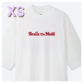 ユニクロ(UNIQLO)の【専用】【XS】ヴェルディ･コラボ＊ライズアゲインTシャツ/ホワイト×レッド(Tシャツ(半袖/袖なし))