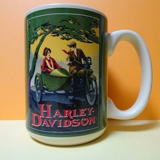 ハーレーダビッドソン(Harley Davidson)の未使用☆ ハーレーダビッドソン マグカップ  レトロ柄(その他)