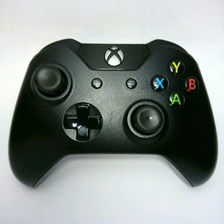 エックスボックス(Xbox)の【ケーブル付】XBOX ONE ワイヤレス コントローラー【純正】
(家庭用ゲーム機本体)