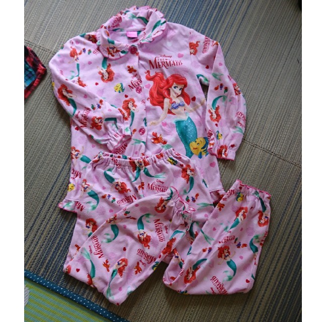 しまむら(シマムラ)のパジャマ キッズ/ベビー/マタニティのキッズ服女の子用(90cm~)(パジャマ)の商品写真