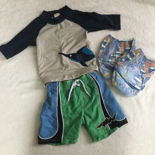 ジンボリー(GYMBOREE)の美品！ジンボリー＆クレイジー8の水着ラッシュガード8090！水遊びパンツセット(マリン/スイミング)