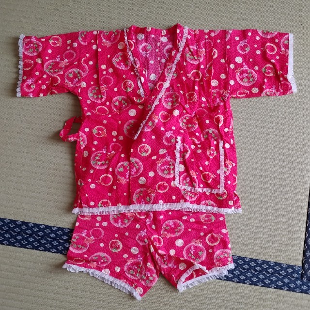 甚平　大体100cm位 キッズ/ベビー/マタニティのキッズ服男の子用(90cm~)(甚平/浴衣)の商品写真