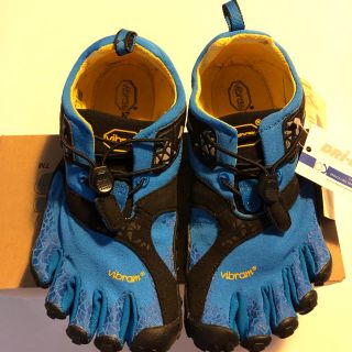 ビブラム(vibram)のVibram FiveFingers/W36(22.5cm)✳︎75%OFF以下(スニーカー)