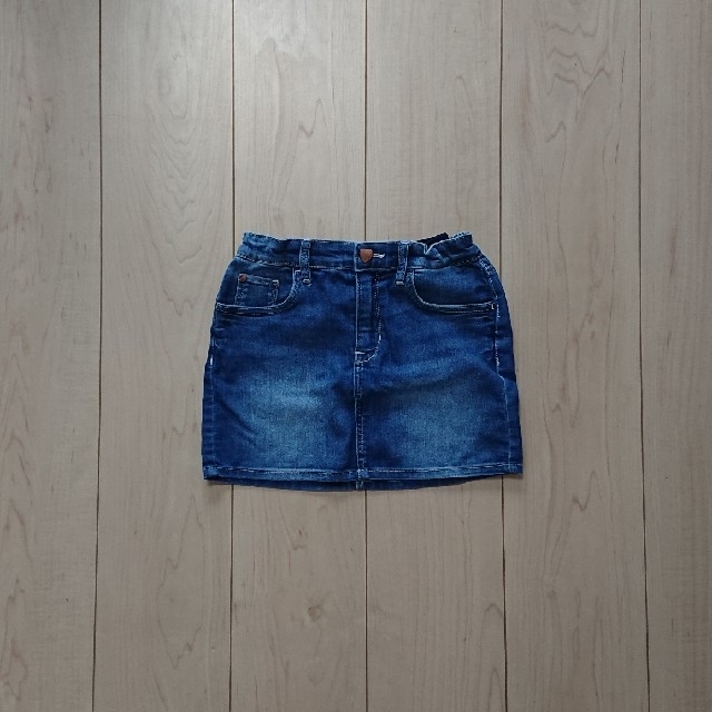 H&M(エイチアンドエム)のデニムスカート キッズ/ベビー/マタニティのキッズ服女の子用(90cm~)(スカート)の商品写真